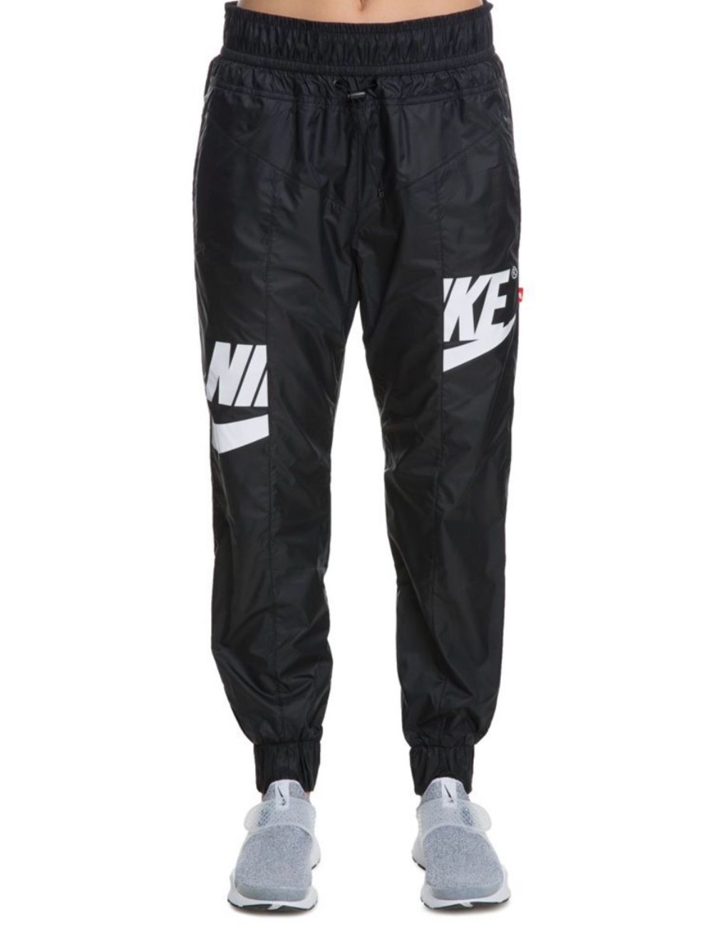 Nike Women’s Black Logo Windbreaker Joggers Size XS